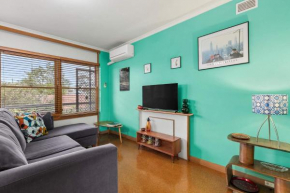 Cute Retro Gem Geelong